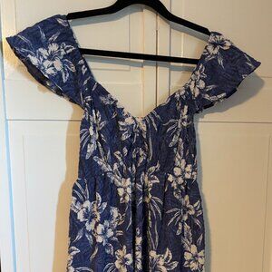 New Navy and White Summer dress-Open back and small area in front